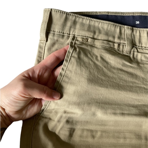 Sonoma Men’s Shorts - Picture 2 of 5